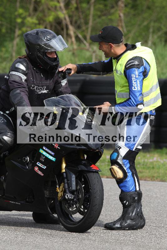 /Archiv-2025/10 23.04.2025 Cornu Master School ADR/rot-rouge/5